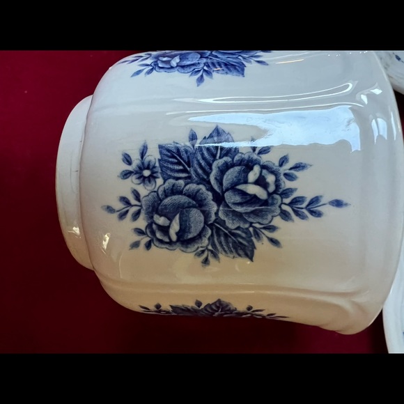 Vintage “Mayhill”  lovely Federalist 8oz.Teacups. Ironstone.Blue Flowers. - Picture 4 of 15